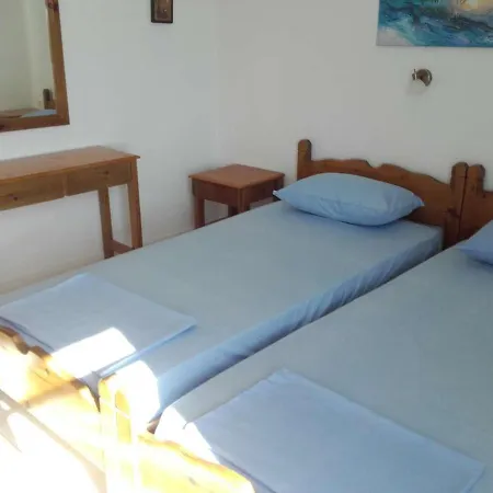 Nikos Taverna&apartments *